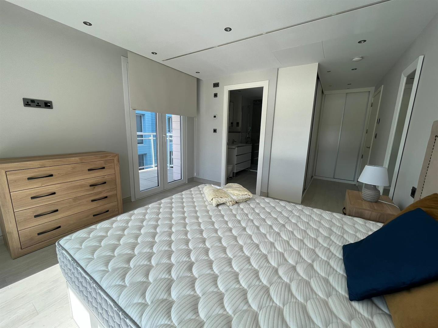 Image of Apartment - 2 Bedrooms - 2 Bathrooms for Rental in Marina Club-Gibraltar, Image 8